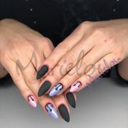 Mat na wesoło😁 jak wam się podoba❓ #nails #nailstagram #nailart #hybridnails #paznokcie #paznokcieżelowe #paznokciehybrydowe #zdobieniepaznokci #solonkosmetyczny #sosnowiec #katowice #dabrowagornicza